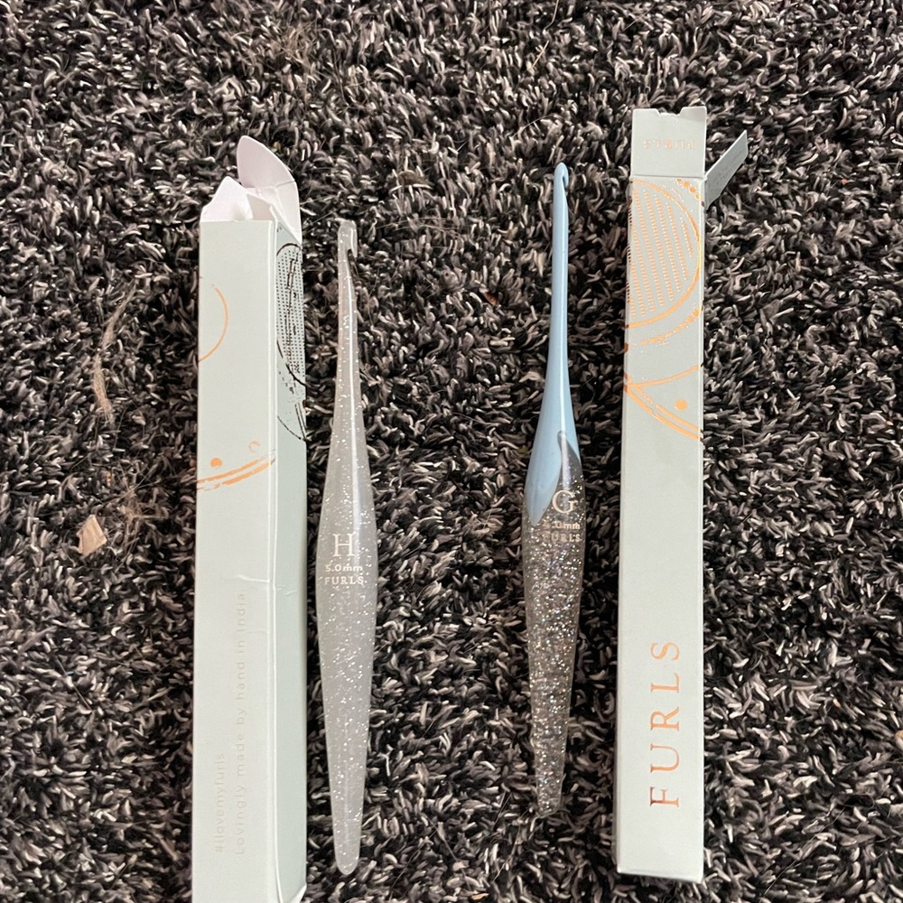 Blue and Gray Writing Instruments Set